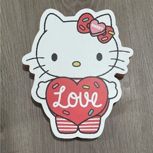NEW Hello Kitty Love Wall decor